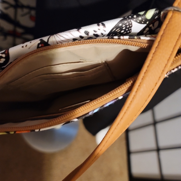 NEW NO TAGS "ROSETTI" LEATHER SMALL SATCHELL W/BUTTERFLY COLORFUL ART - Picture 5 of 9